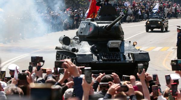 rusia anuleaza parada militara de ziua victoriei in crimeea de teama atacurilor cu drone ucrainene