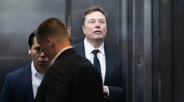 cum a ajuns elon musk sa iubeasca anthropic compania pe care o numea malefica