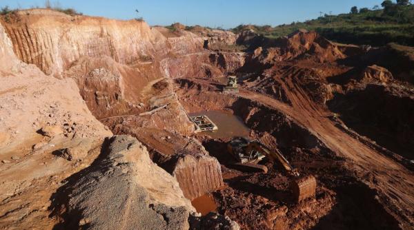 o noua goana dupa aur devasteaza padurea amazoniana braziliana riscuri uriase din cauza contaminarii cu mercur