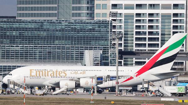 paradox in criza kerosenului compania emirates a anuntat un profit record desi avioanele sale au fost tinute la sol