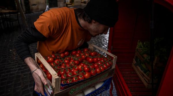 preturile la alimente ar putea sa creasca dramatic din cauza razboiului din iran inchiderea ormuz sufoca comertul cu fertilizatori
