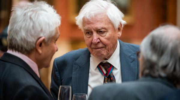 cel mai mare ambasador al vietii pe pamant david attenborough a implinit 100 de ani am fost coplesit de mesajele de felicitare