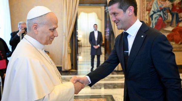 cristi chivu a fost primit la vatican de papa leon al xiv lea dupa ce a devenit campion cu inter mesajul transmis de suveranul pontif