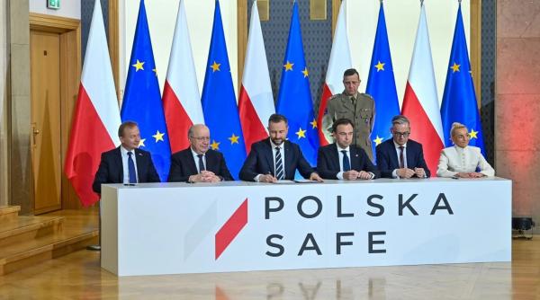 polonia este prima tara care semneaza imprumuturile safe ale ue pentru aparare romania al doilea beneficiar