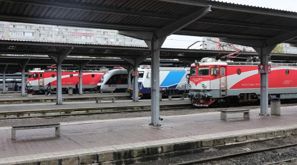 modificari in mersul trenurilor in iunie si iulie 2026 pe mai multe rute importante cfr va transporta pasagerii cu masini