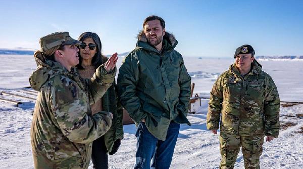 SUA negociază în secret cu Danemarca pentru controlul în Groenlanda. Nu mai este vorba de invazie, ci de baze militare