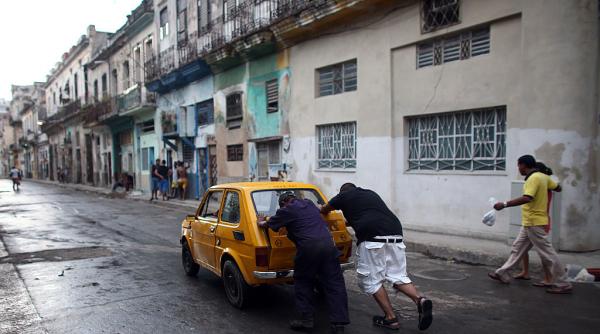 cuba a ramas complet fara motorina si petrol in havana e curent electric doar doua ore pe zi