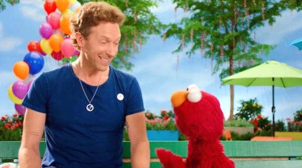 finala de la cupa mondiala 2026 va avea un concert in pauza ca la super bowl chris martin de la coldplay a anuntat ce artisti canta