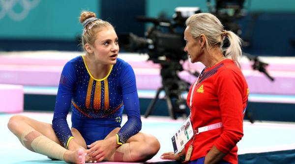camelia voinea a fost suspendata in urma acuzatiilor de abuz federatia romana de gimnastica a sesizat autoritatile statului