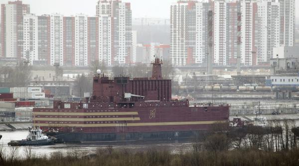 rusia construieste un cernobil plutitor la santierul naval din sankt petersburg si provoaca deja panica in toata peninsula scandinava