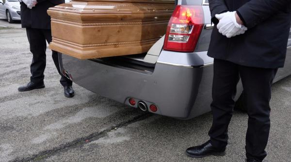 decesul a survenit in strainatate afla cum functioneaza serviciul de repatriere funerara si ce acte iti sunt necesare