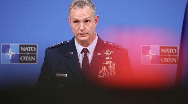 comandantul suprem al fortelor aliate din europa retragerea fortelor sua de pe continent va fi un proces continuu pe mai multi ani