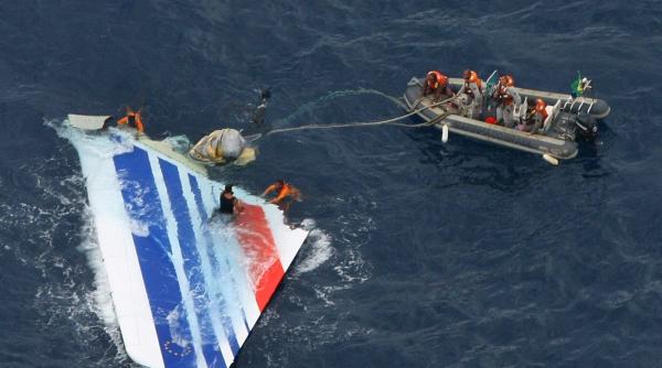 air france si airbus au fost gasite vinovate de omor din culpa in urma accidentului din 2009 cand un avion s a prabusit in atlantic