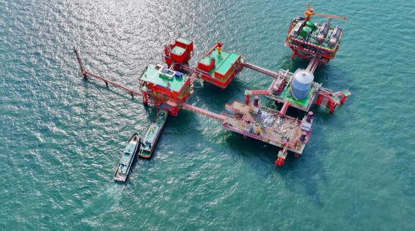 china a activat primul centru de date subacvatic din lume alimentat cu energie eoliana produsa in largul marii