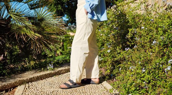 simplitate fara efort cum sa porti sandalele birkenstock pentru un look rafinat si modern