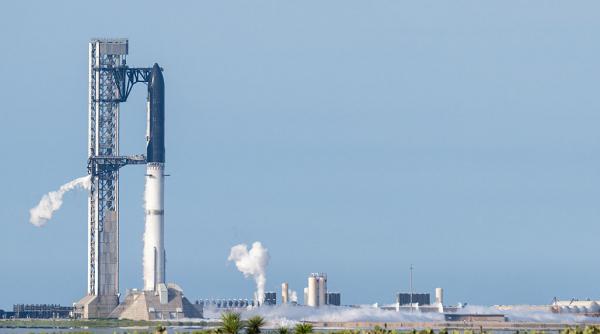 lansarea rachetei starship v3 de la spacex a fost anulata in ultimul moment elon musk a anuntat probleme la stiftul hidraulic
