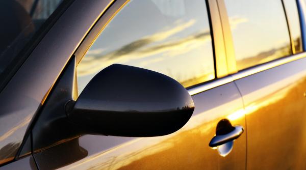 tragedie in spania o fetita de 2 ani a murit dupa ce parintii au uitat o in masina pe canicula