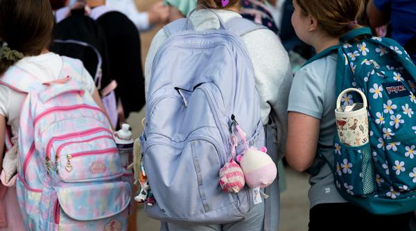 un deputat pnl cere sa se interzica pauzele de 5 minute in scoli raspunsul ministerului educatiei