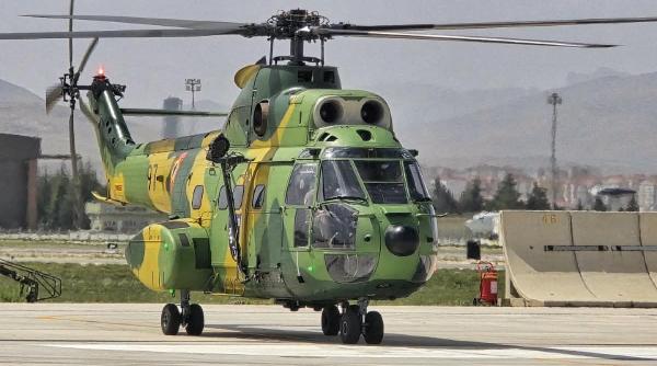 un elicopter din escadrila 712 transport giarmata cu trei oameni la bord a aterizat langa resita dupa o defectiune tehnica