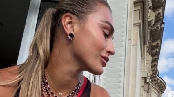 aryna sabalenka va purta trei coliere si cercei in valoare de 140 000 de euro la roland garros