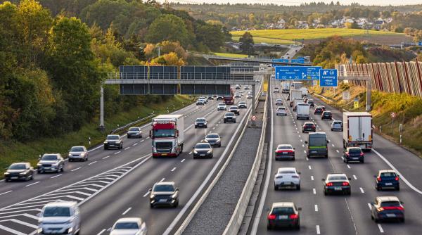 noi reguli pentru soferii cu permis categoria b din 1 iulie 2026 devine obligatoriu tahograful la vehicule de 2 5 2 5 tone in ue