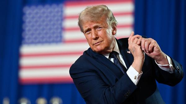 suparat pe cantareti trump vrea sa anuleze concertele de ziua independentei ma gandesc sa aduc cea mai mare atractie din lume