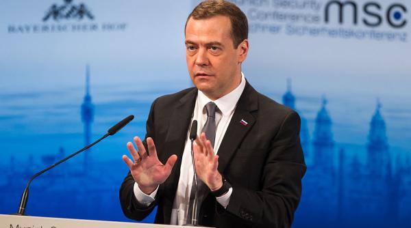 medvedev ameninta cu un atac asupra centralelor nucleare ucrainene sau din tarile nato dupa un incident la zaporojie