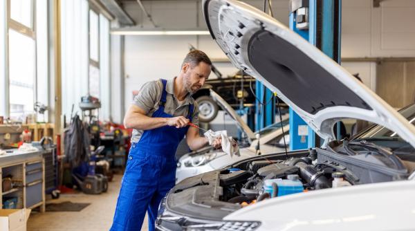 inteligenta artificiala si fricile privind pierderea locului de munca ce impact va avea ai in meseria de mecanic auto