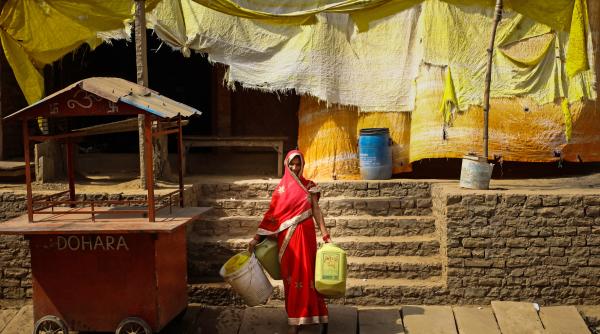 diminetile si noptile nu mai exista cum se traieste la 48 c in cel mai fierbinte loc din india viata oamenilor s a schimbat complet