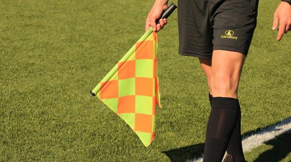 fifa introduce trei reguli noi de arbitraj la cupa mondiala 2026 jucatorii care isi acopera gura cand se cearta vor fi eliminati