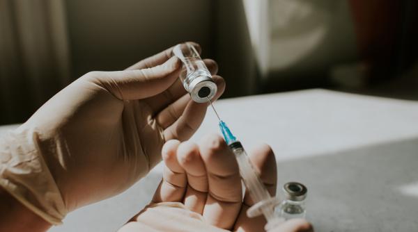 medicul anestezist din vatra dornei care se droga in timpul operatiilor a fost arestat