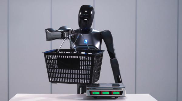 un robot semi umanoid care invata meseria direct la locul de munca a fost prezentat de producatori cum arata si unde se poate angaja