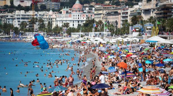 gata cu cumparaturile de weekend pentru rusi in europa 11 tari din europa fac presiuni pentru restrictionarea vizelor