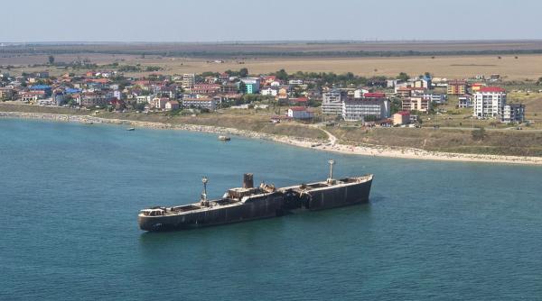 cod rosu de explozii pe litoral in constinesti este interzisa apropierea de malul marii distanta de siguranta 1 km fata de tarm
