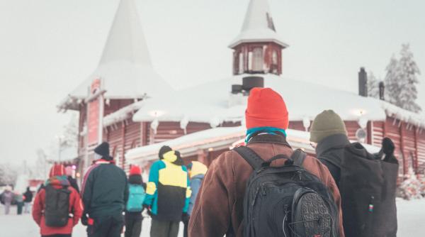 o statiune celebra din finlanda invita turistii la o vanatoare de comori premiul e un lingou de aur de 20 000 de euro