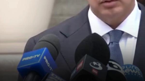 Tomac anunță că miniștrii, secretarii de stat și prefecții nu vor fi membri de partid. Spune ca e „încrezător” după discuția cu Bolojan