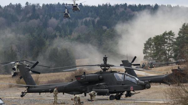 un elicopter de lupta apache al armatei sua s a prabusit in zona stramtorii ormuz