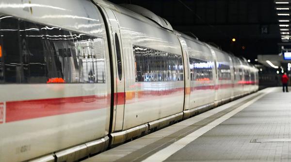 ft germania face un pariu de 100 de miliarde de euro pe ora de sosire a trenurilor