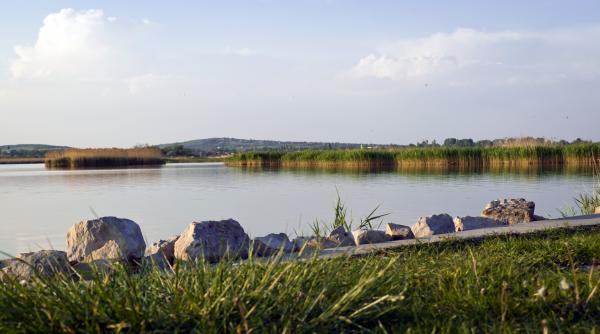 ungaria se teme ca va ramane fara al treilea cel mai mare lac al tarii va trebui sa invatam sa traim cu asta