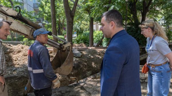ciucu a mers neanuntat pe santierul de pe calea vacaresti ce a gasit acolo nu i a convenit deloc e anormal sunt doar 3 muncitori