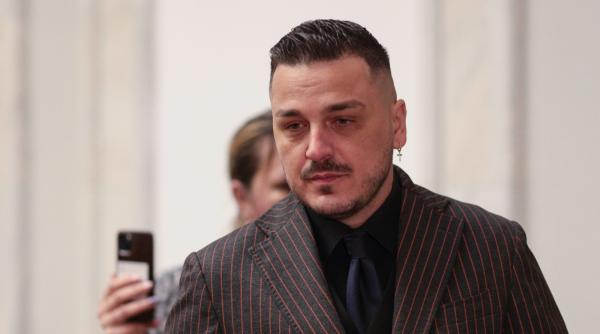 makaveli a fost saltat si dus la audieri intr un dosar de evaziune fiscala la scurt timp s a plans ca ii e rau si a ajuns la spital