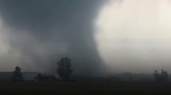 SUA: furtuni severe și tornade în mai multe state din Midwest