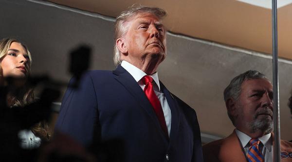 trump nu se duce la meciul de deschidere al cupei mondiale in sua in care echipa statelor unite infrunta paraguay care e motivul