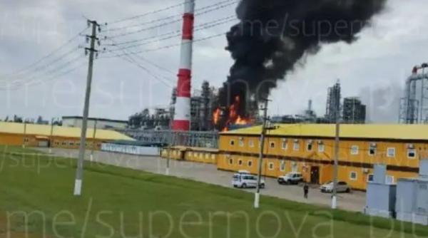 rusia a bombardat cu rachete si drone mai multe regiuni din ucraina sunt victime si pagube insemnate fortele ucrainene au ripostat