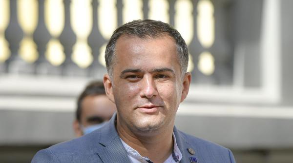 primul lider usr care spune ca guvernul vestea trebuie votat cred ca e momentul sa ascultam ce ni se propune