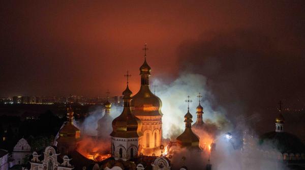 noapte de teroare la kiev rusii au distrus una dintre cele mai importante catedrale ucrainene sunt cel putin 9 morti