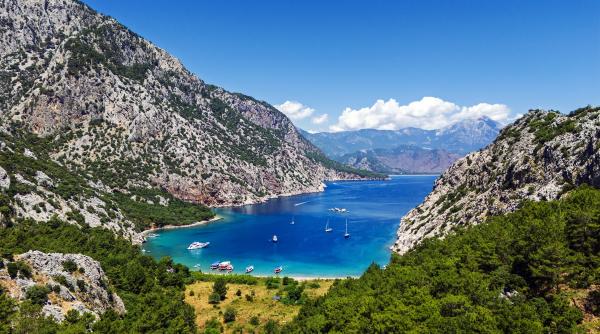 perla ascunsa a turciei la doar 40 km de antalya muntele se intalneste cu marea