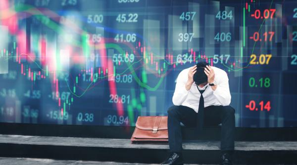 ue se teme de o noua criza financiara si pregateste salvarea bancilor problema de luni dimineata pune bruxelles ul in alerta