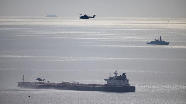 ucraina a atacat in marea neagra inca un petrolier din flota fantoma a rusiei