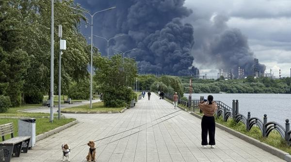 incepe sa mocneasca revolta in moscova dupa cel mai mare atac al ucrainei rusii s au saturat sa traiasca cu frica dronelor